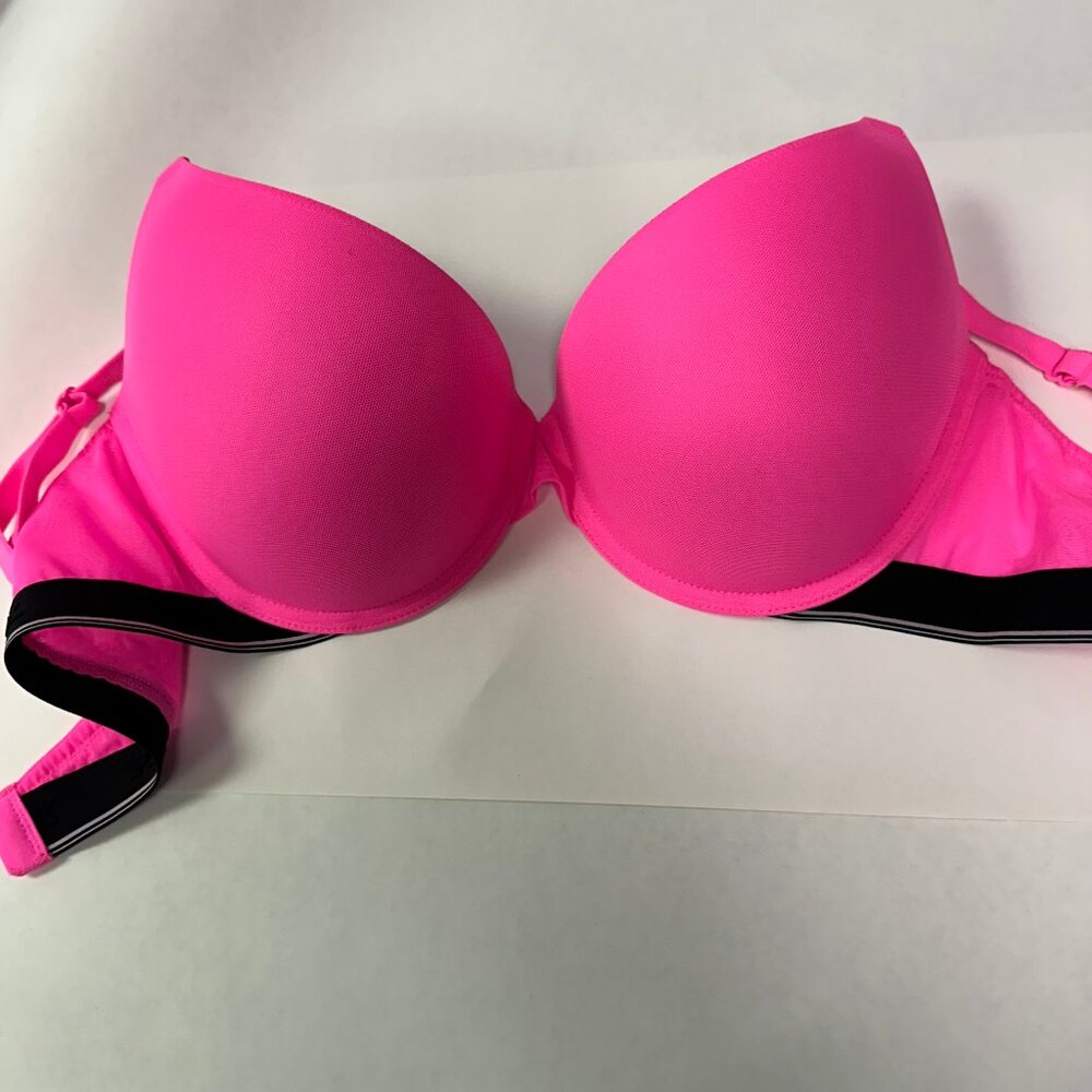 Victoria's Secret PINK Wear Everywhere Push-Up